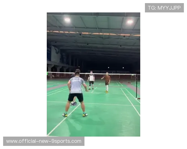 乒乓球反拉闪电得分：掌控赛场的瞬间奇迹