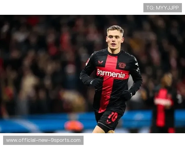 勒沃库森关注左脚传球大师——探秘足球场上的左脚奇才