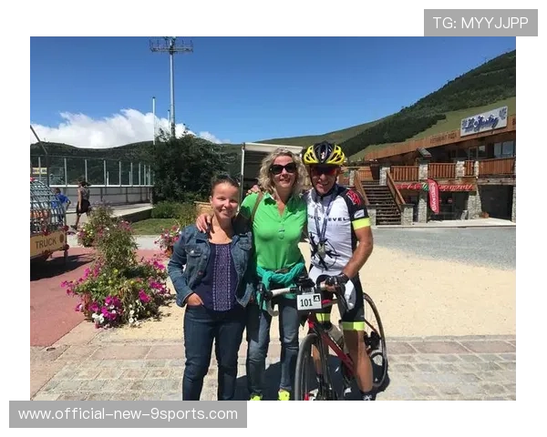 燃爆一刻:运动员“FinalSprint”点燃全场激情! 燃爆一刻:运动员“FinalSprint”点燃全场激情!